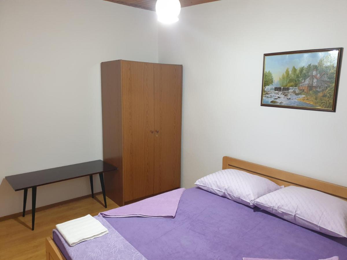 Apartmani Volaric Pag Pag Town Exterior photo